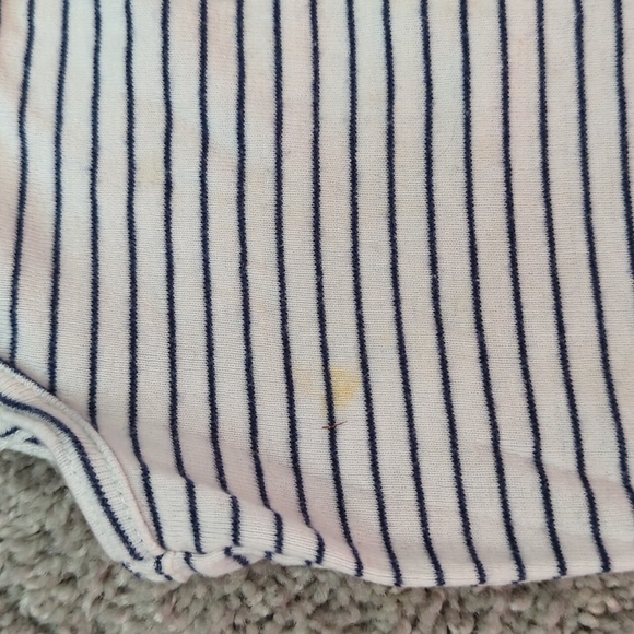 18m Outfit Bundle - Picture 6 of 6